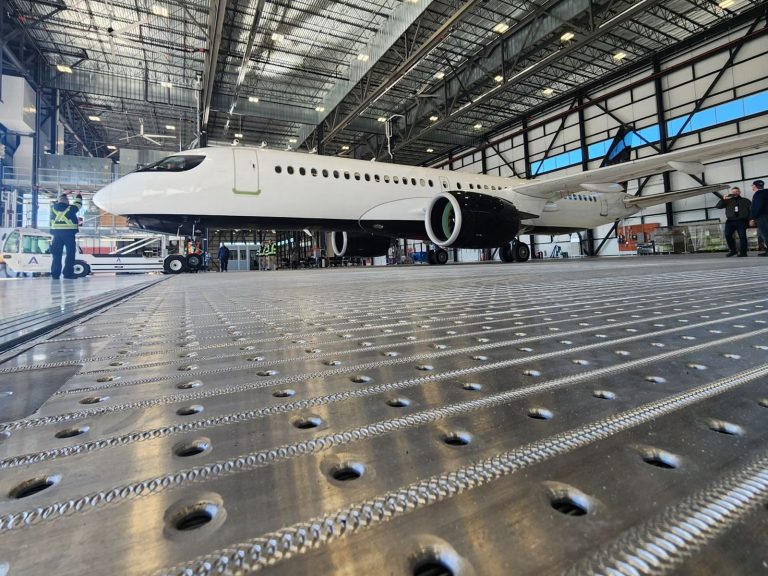 Aircraft on Safespill ILDFA floor